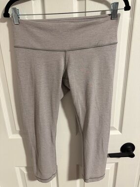 Lululemon Leggings Light Taupe Cropped Active